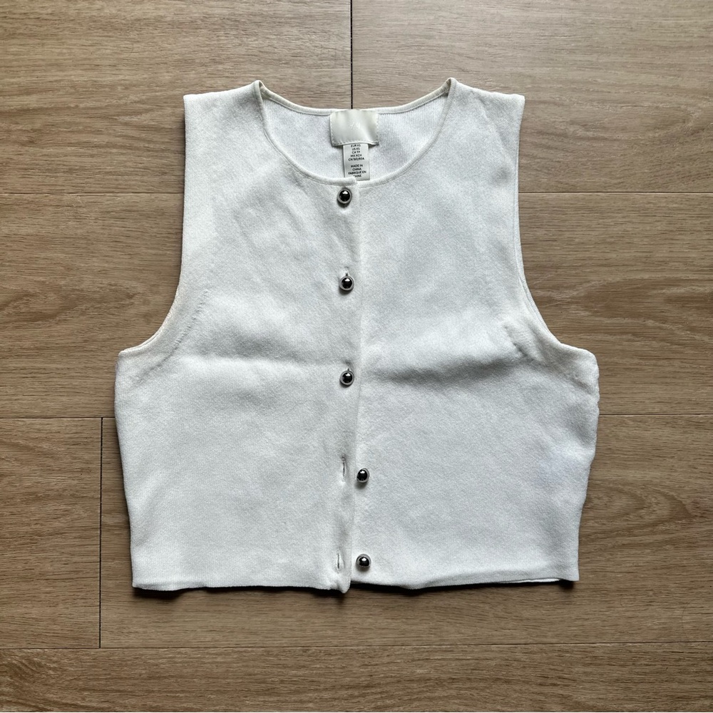 H&M White Cropped Knit Tank with Front Button
